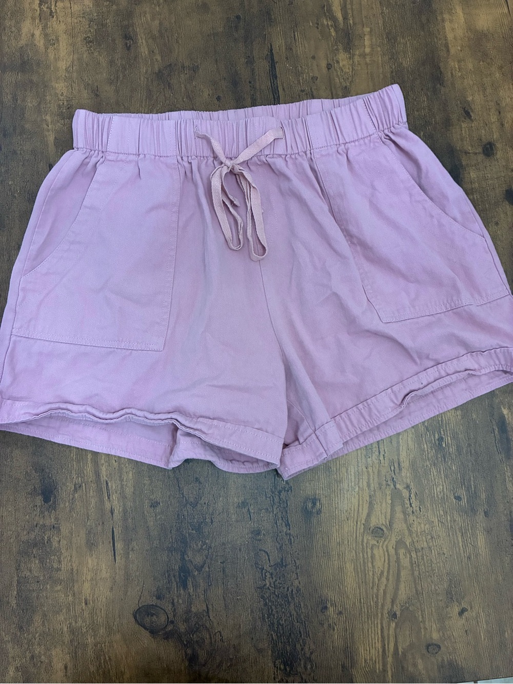 Women’s Large Pink Pull On Shorts